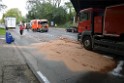 LKW blieb unter Bruecke haengen Koeln Ehrenfeld Innere Kanalstr Hornstr P426